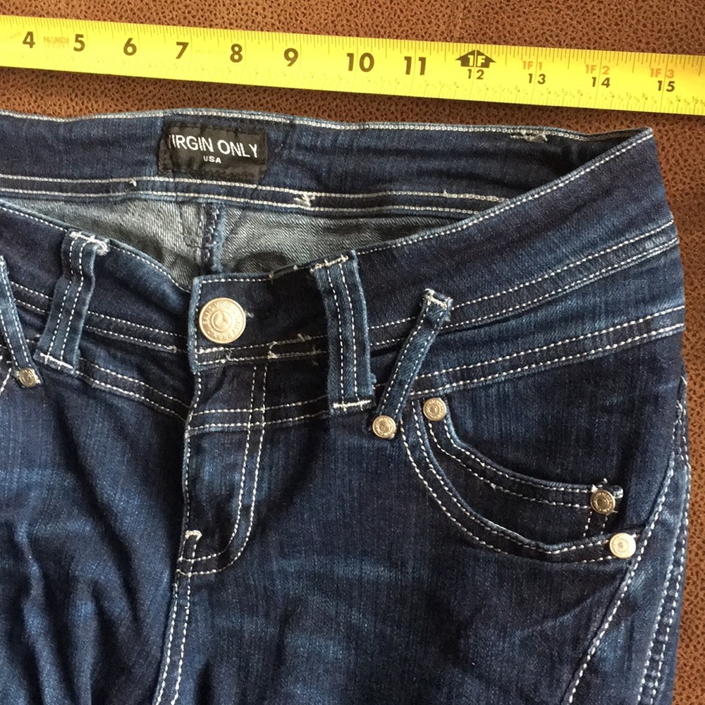 Virgin Only Ruched Side Dart Capri - Picture 12 of 16